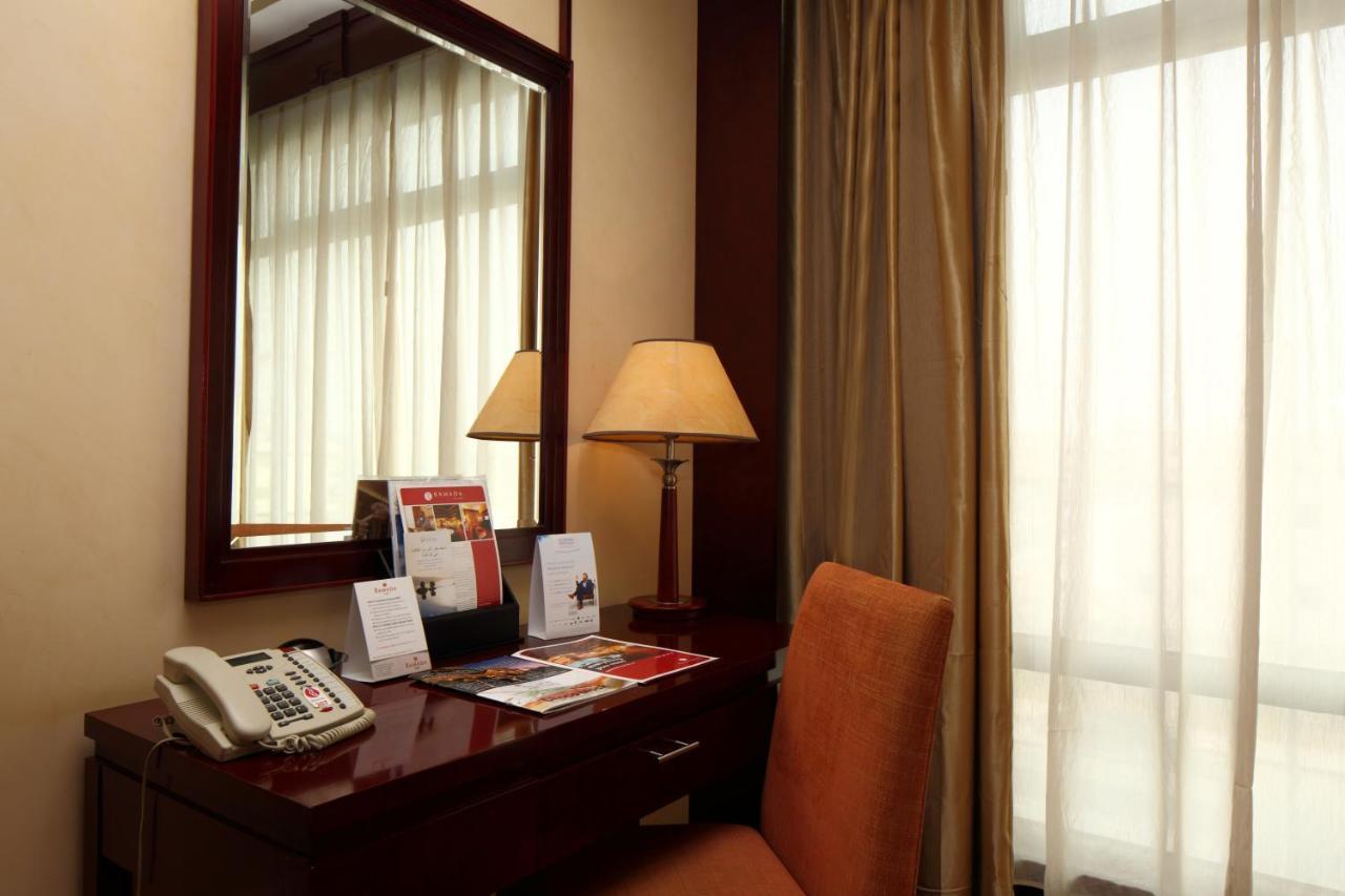 Ramada Riyadh Hotel Exterior photo