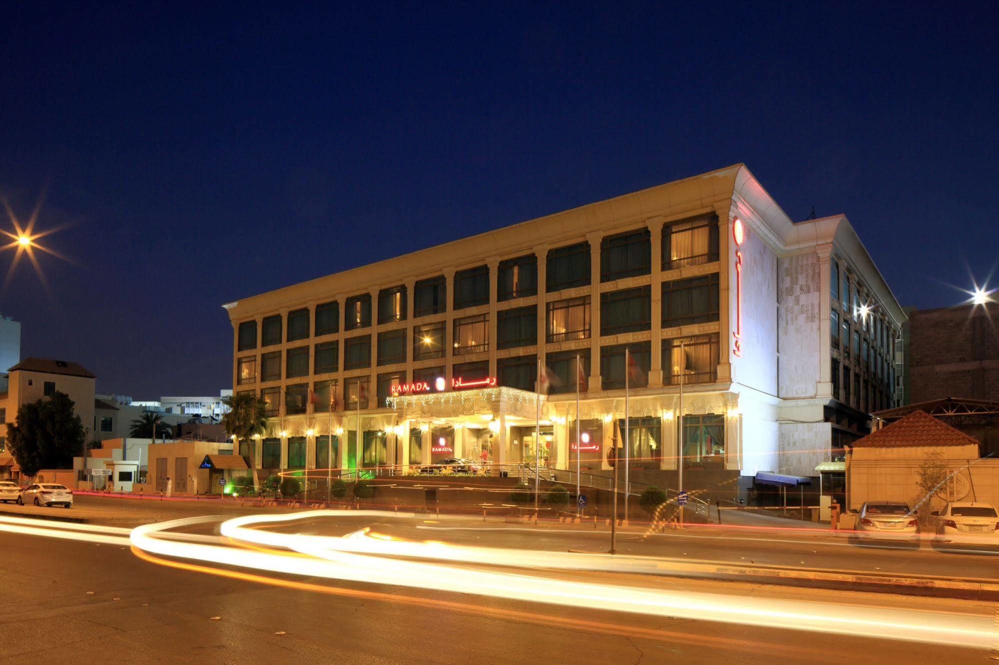 Ramada Riyadh Hotel Exterior photo