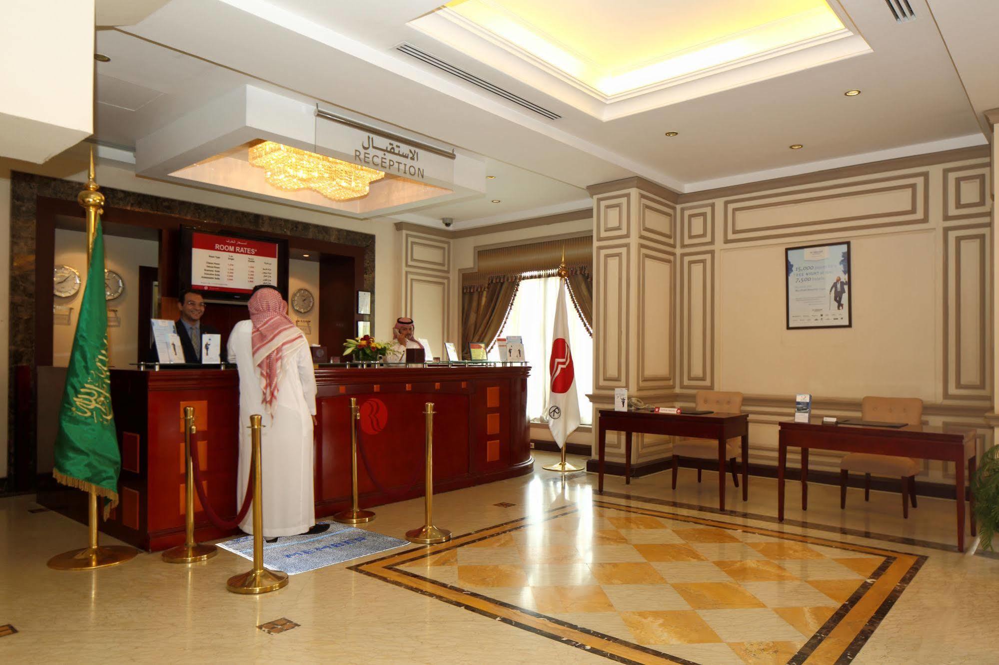 Ramada Riyadh Hotel Exterior photo